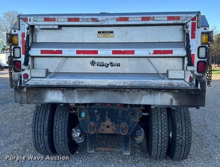 image for item EH6668 2017 International  WorkStar 7500 dump truck