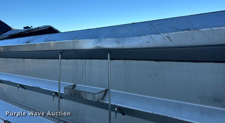 image for item EH6668 2017 International  WorkStar 7500 dump truck