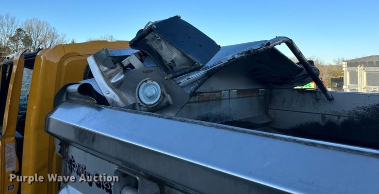 image for item EH6668 2017 International  WorkStar 7500 dump truck