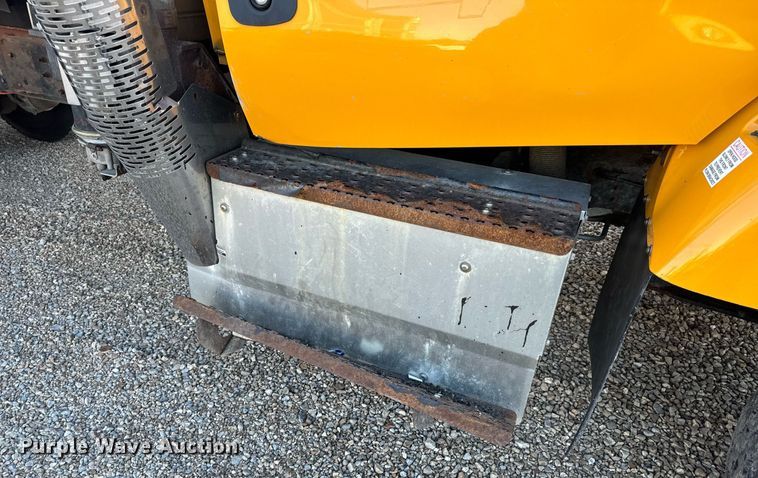 image for item EH6668 2017 International  WorkStar 7500 dump truck