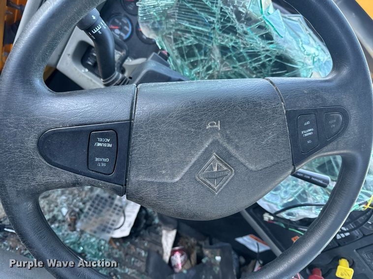 image for item EH6668 2017 International  WorkStar 7500 dump truck