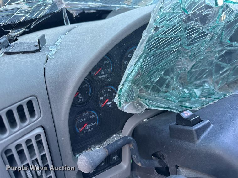 image for item EH6668 2017 International  WorkStar 7500 dump truck