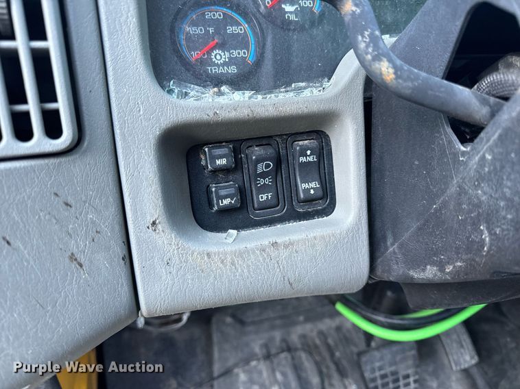 image for item EH6668 2017 International  WorkStar 7500 dump truck