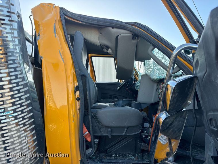 image for item EH6668 2017 International  WorkStar 7500 dump truck