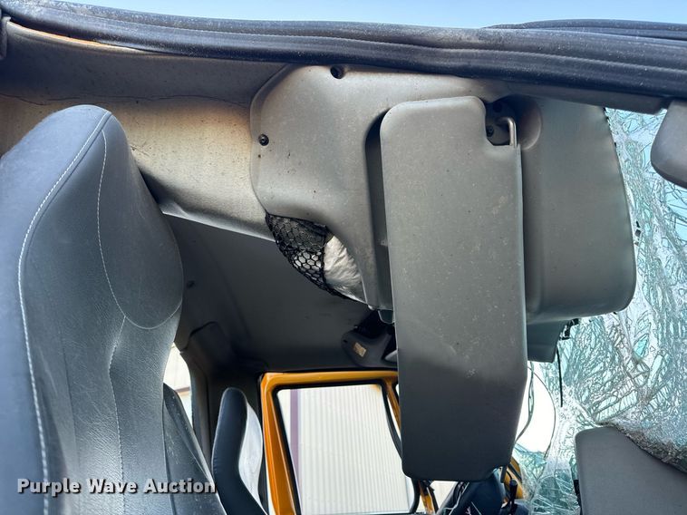 image for item EH6668 2017 International  WorkStar 7500 dump truck