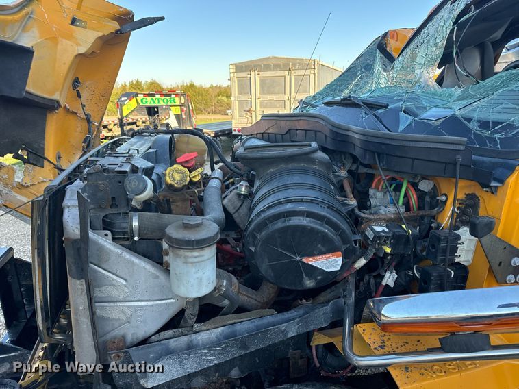 image for item EH6668 2017 International  WorkStar 7500 dump truck