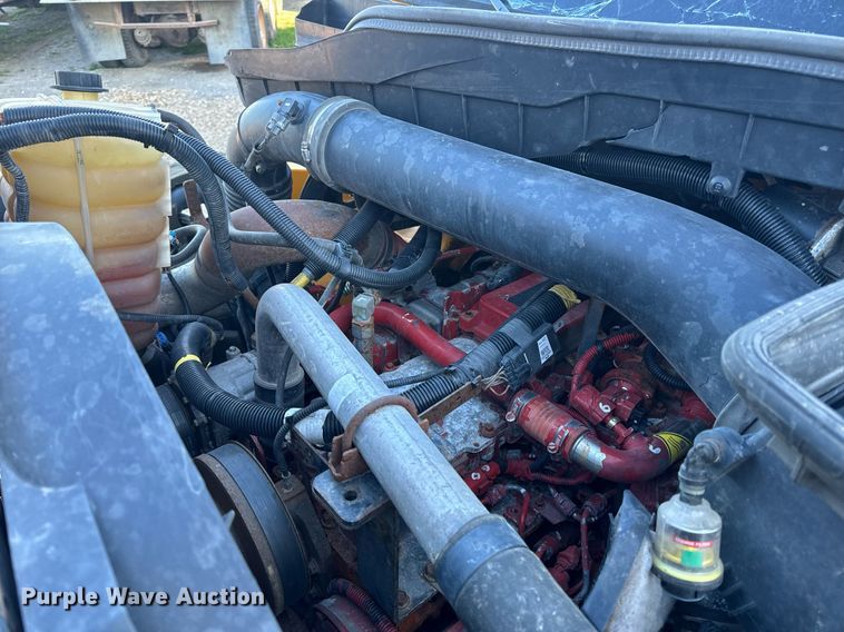 image for item EH6668 2017 International  WorkStar 7500 dump truck