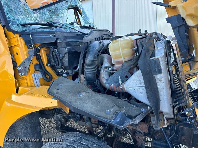 image for item EH6668 2017 International  WorkStar 7500 dump truck