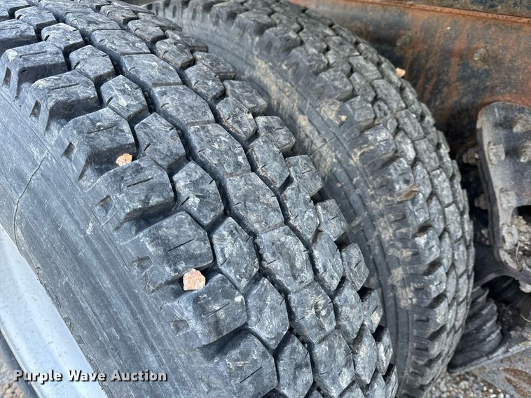 image for item EH6668 2017 International  WorkStar 7500 dump truck