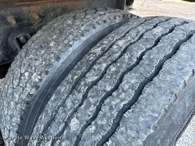 image for item EH6668 2017 International  WorkStar 7500 dump truck