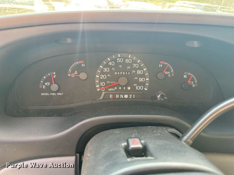 image for item EH6676 1997 Ford E350 ambulance