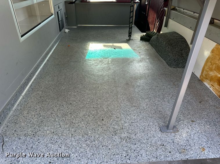 image for item EH6676 1997 Ford E350 ambulance