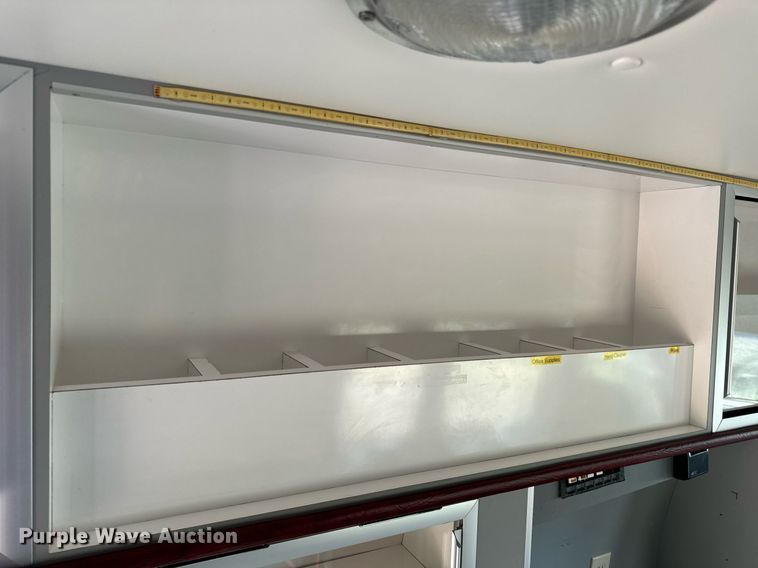 image for item EH6676 1997 Ford E350 ambulance