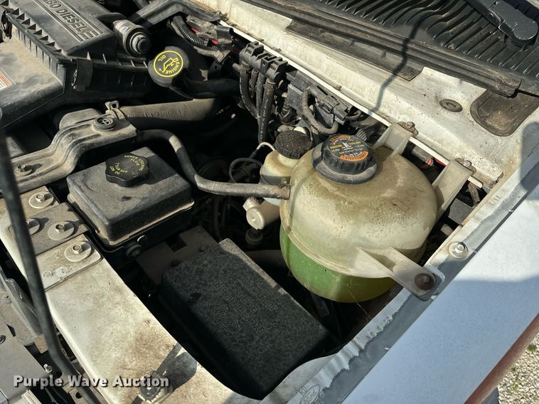 image for item EH6676 1997 Ford E350 ambulance