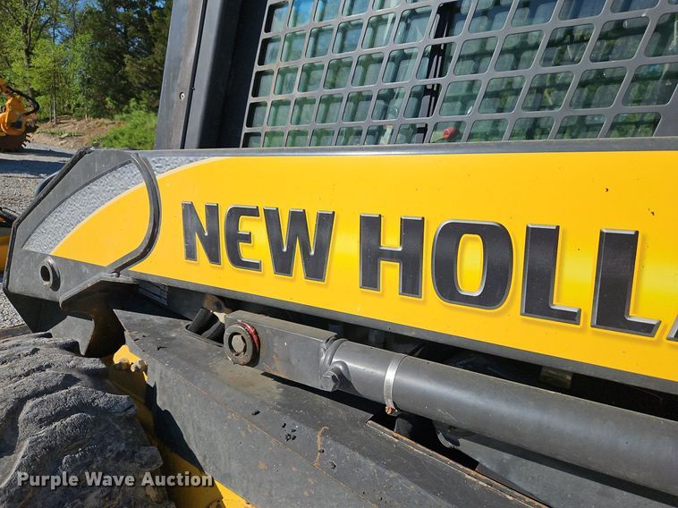 image for item EI3725 2008 New Holland L185 skid steer loader