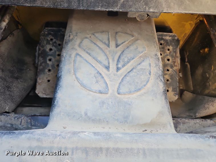 image for item EI3725 2008 New Holland L185 skid steer loader