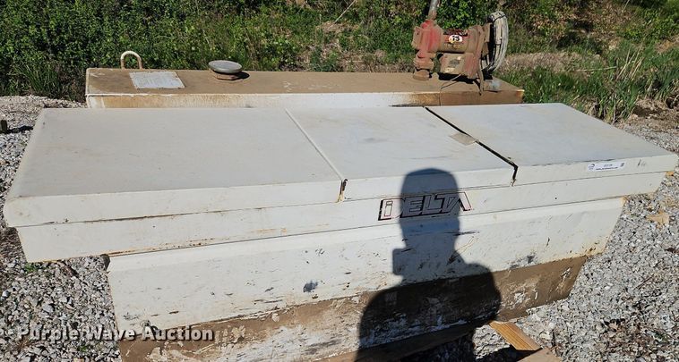 image for item EI3726 Delta 480000 fuel tank