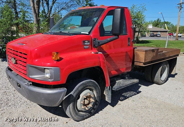 image for item EI3728 2008 Chevrolet C4500 flatbed truck
