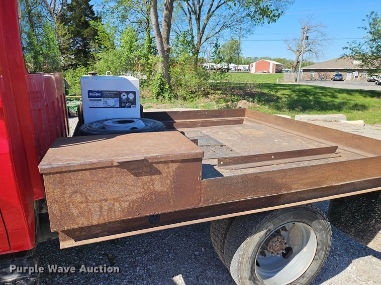 image for item EI3728 2008 Chevrolet C4500 flatbed truck