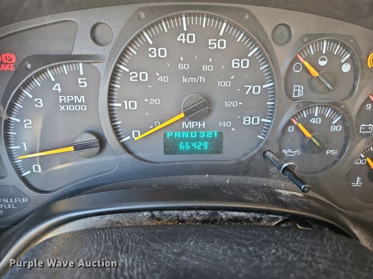 image for item EI3728 2008 Chevrolet C4500 flatbed truck