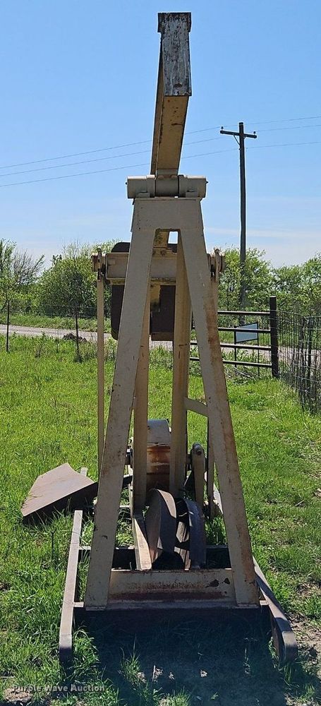 image for item EI3742 JC Pump Co. pump jack