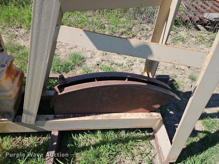 image for item EI3742 JC Pump Co. pump jack