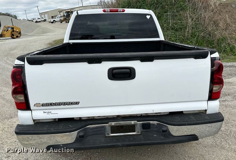 image for item EJ0401 2010 Chevrolet  Silverado 1500 Ext. Cab pickup truck