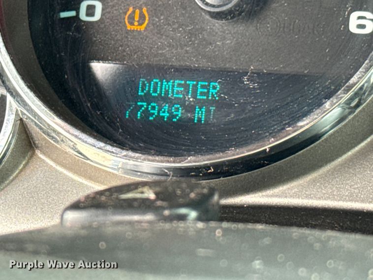 image for item EJ0401 2010 Chevrolet  Silverado 1500 Ext. Cab pickup truck