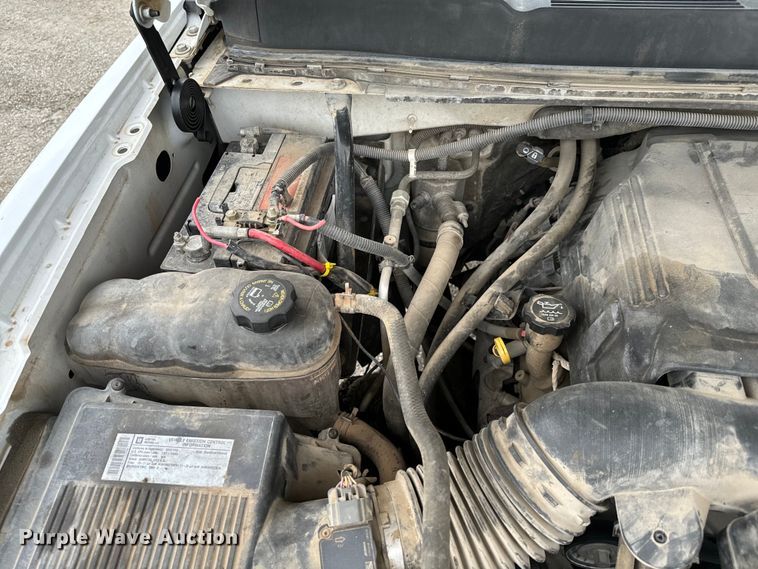 image for item EJ0401 2010 Chevrolet  Silverado 1500 Ext. Cab pickup truck