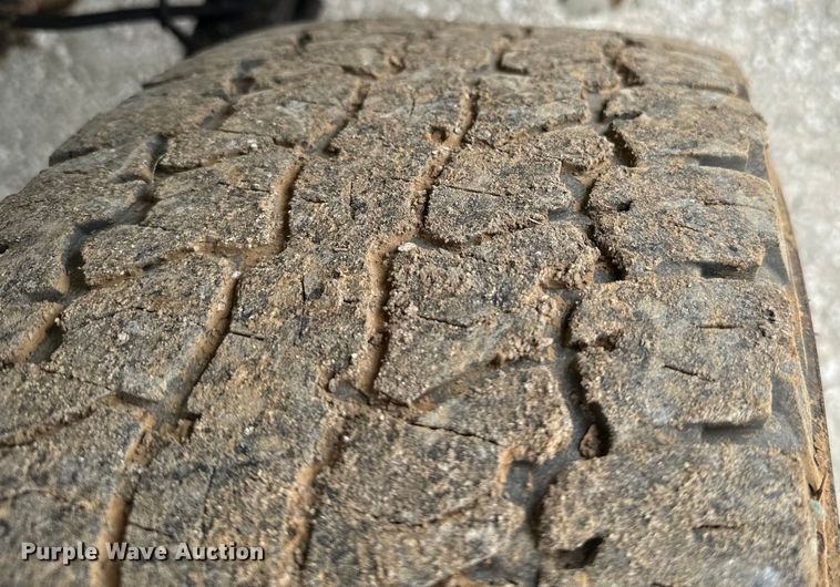 image for item EJ0401 2010 Chevrolet  Silverado 1500 Ext. Cab pickup truck