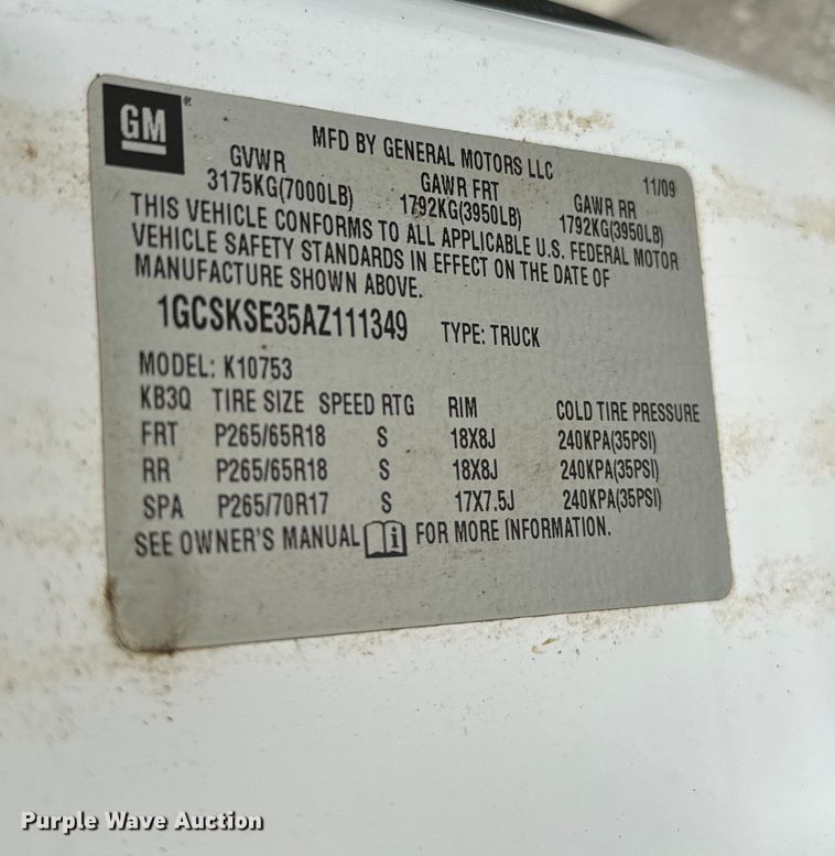 image for item EJ0401 2010 Chevrolet  Silverado 1500 Ext. Cab pickup truck