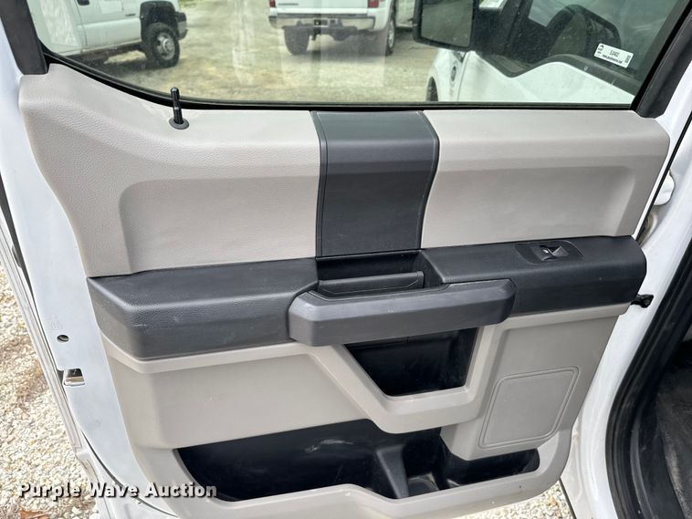 image for item EJ0402 2020 Ford  F150 SuperCrew pickup truck