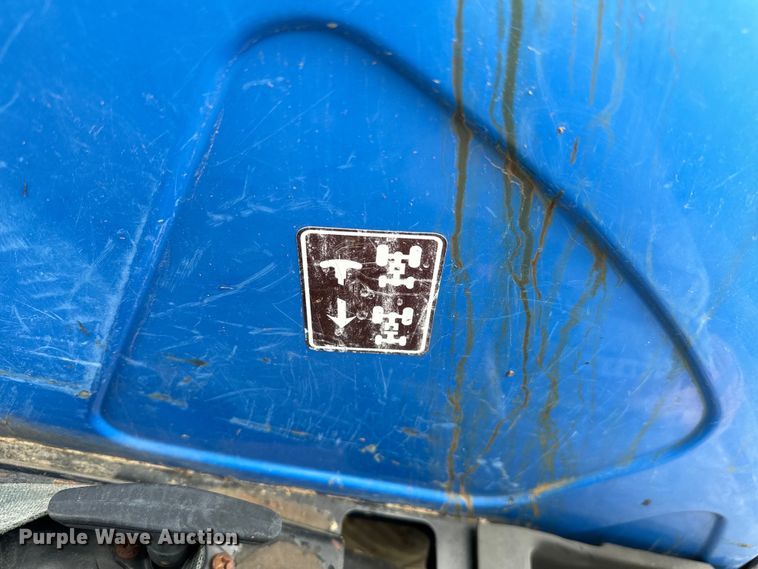 image for item EJ0403 2006 New Holland TN75A MFWD tractor