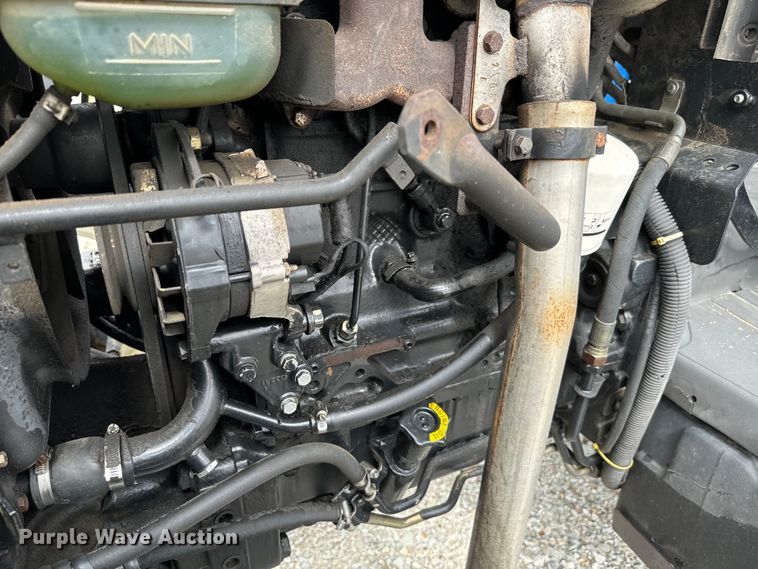 image for item EJ0403 2006 New Holland TN75A MFWD tractor