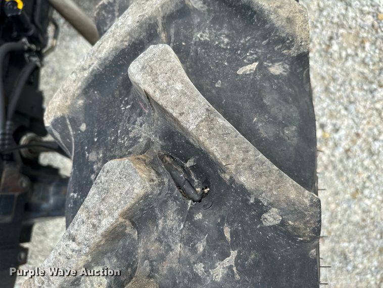 image for item EJ0403 2006 New Holland TN75A MFWD tractor