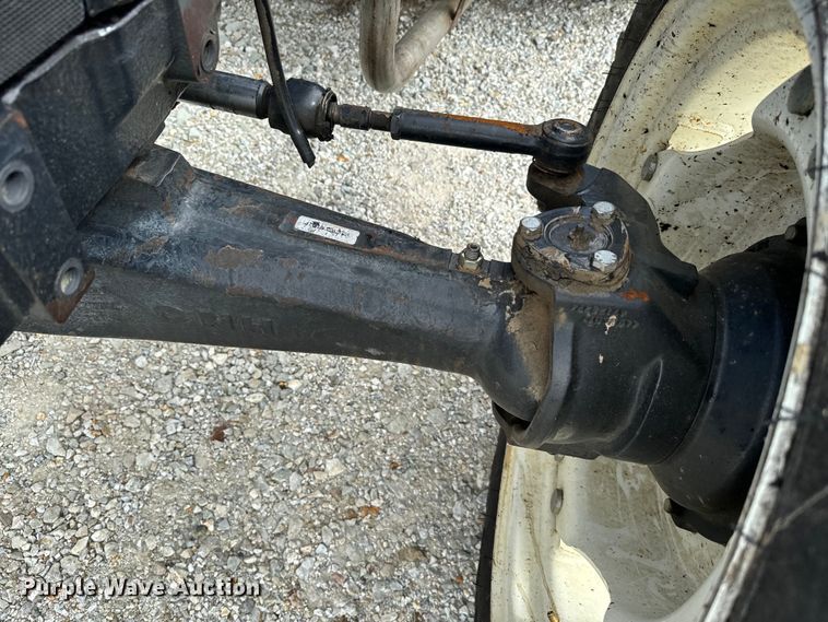 image for item EJ0403 2006 New Holland TN75A MFWD tractor