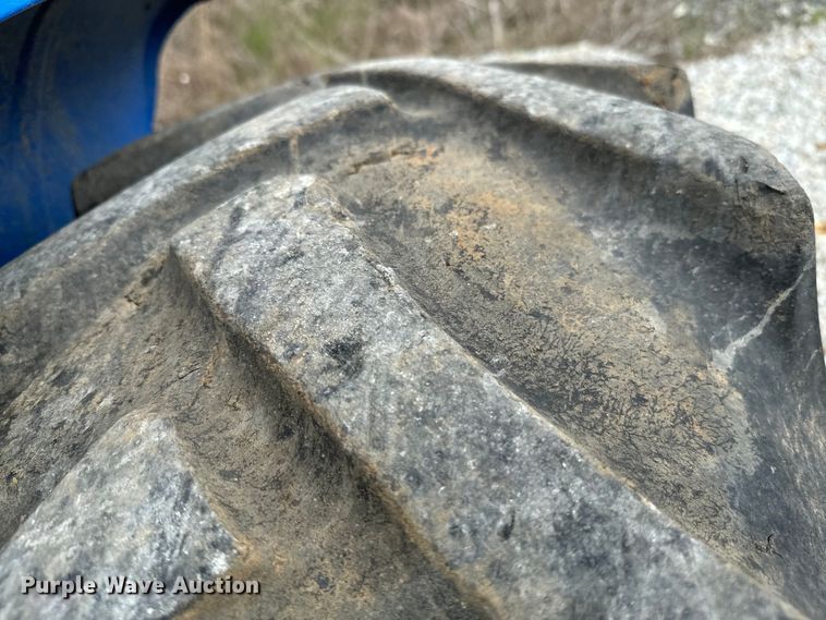 image for item EJ0403 2006 New Holland TN75A MFWD tractor