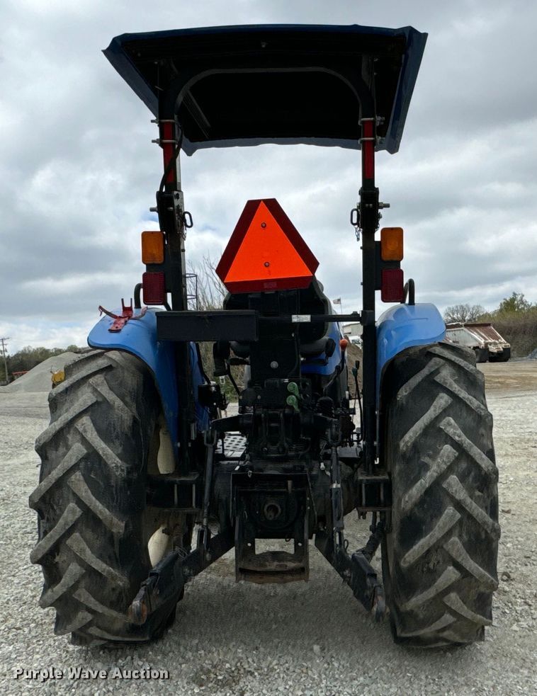 image for item EJ0404 2016 New Holland Workmaster 60 MFWD tractor