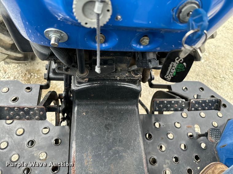 image for item EJ0404 2016 New Holland Workmaster 60 MFWD tractor