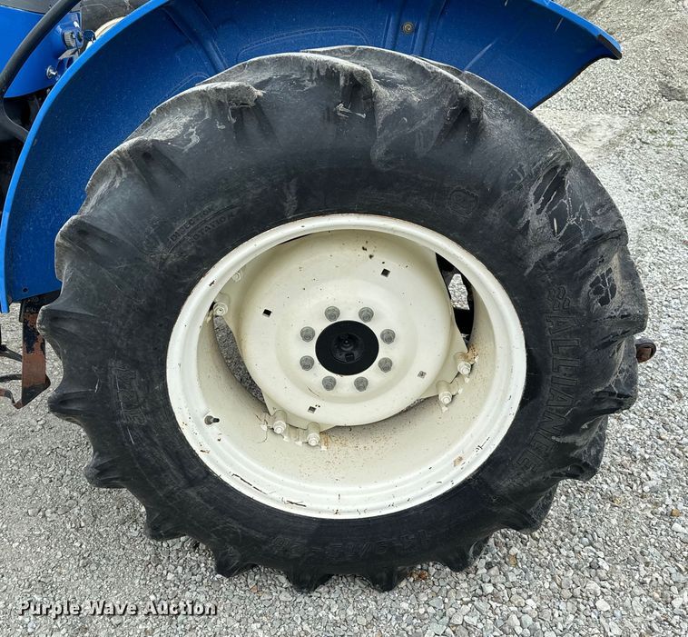 image for item EJ0404 2016 New Holland Workmaster 60 MFWD tractor