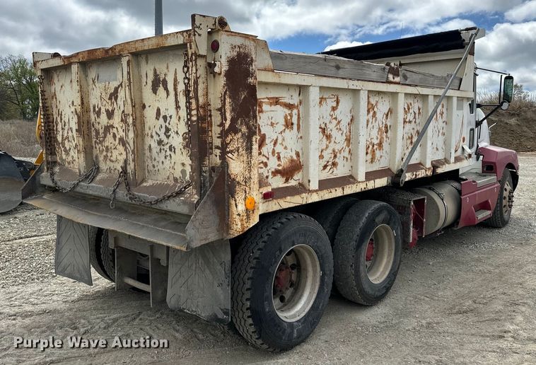 image for item EJ0406 2007 Kenworth  T600 dump truck