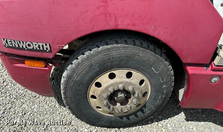 image for item EJ0406 2007 Kenworth  T600 dump truck