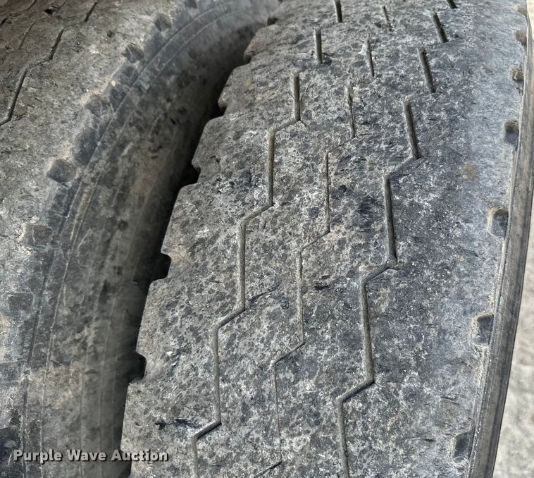 image for item EJ0406 2007 Kenworth  T600 dump truck