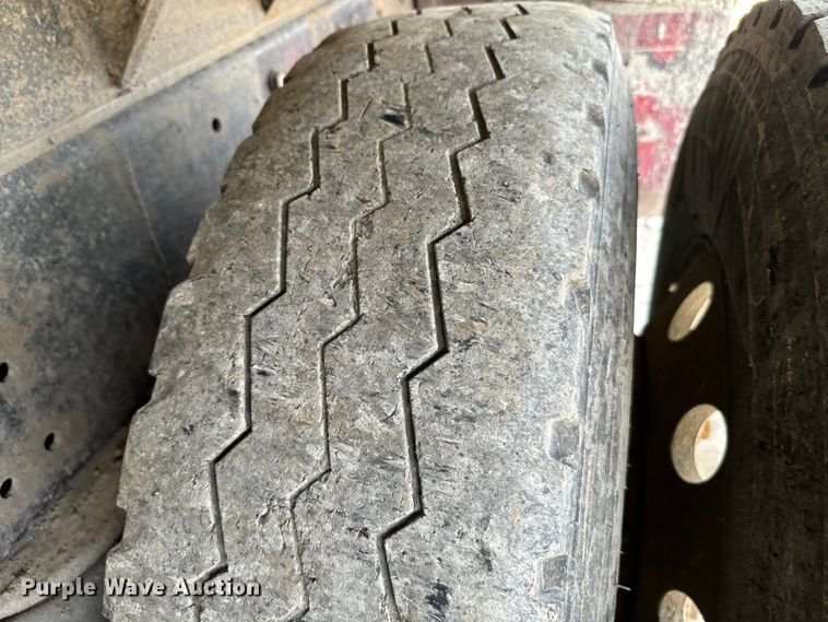 image for item EJ0406 2007 Kenworth  T600 dump truck