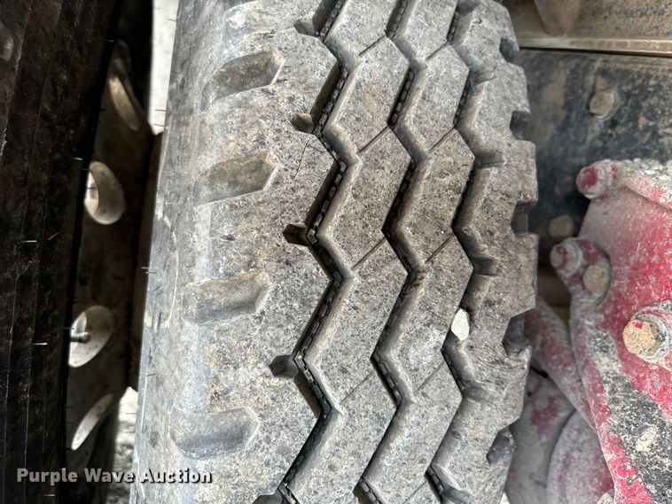 image for item EJ0406 2007 Kenworth  T600 dump truck