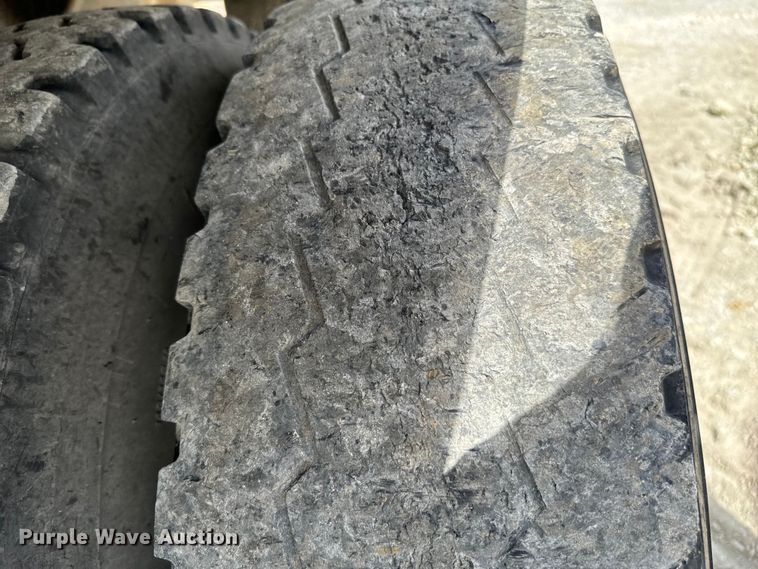 image for item EJ0406 2007 Kenworth  T600 dump truck