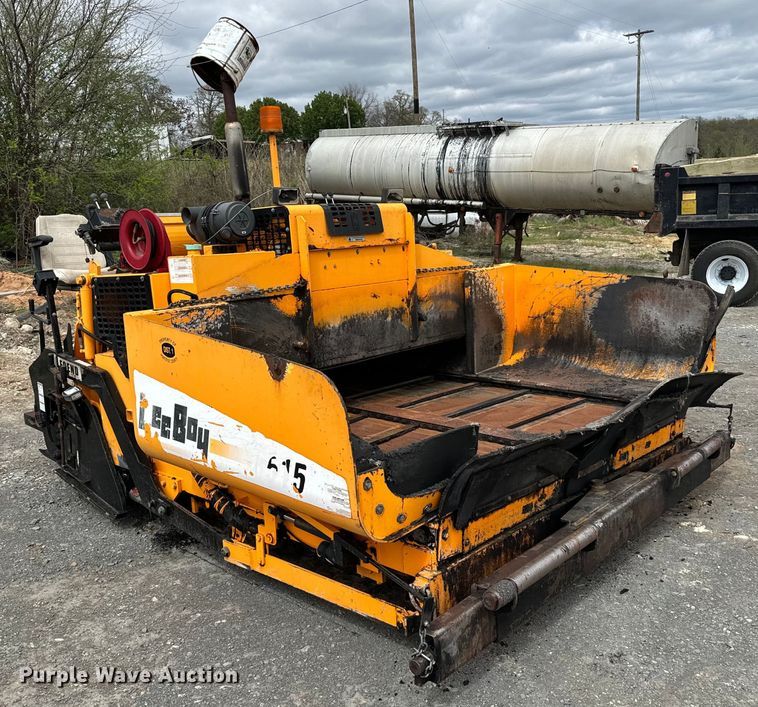 image for item EJ0411 Leeboy 8515 paver