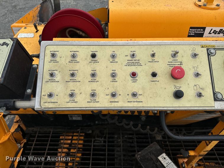 image for item EJ0411 Leeboy 8515 paver