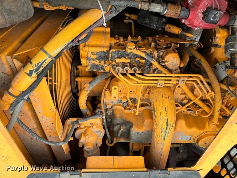 image for item EJ0411 Leeboy 8515 paver