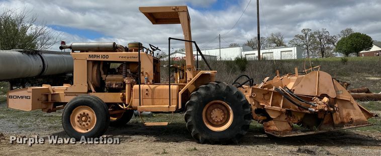 image for item EJ0413 Bomag MPH100R soil stabilizer / recycler